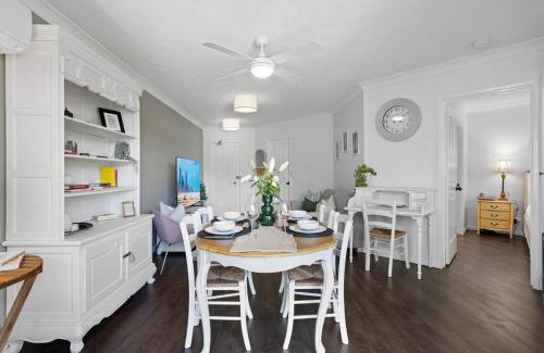 Southport Apartamento | Coastal 1-Bed Apartment with Pool & Tennis Court