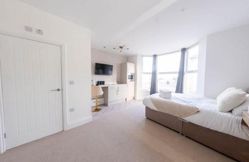 Redcar Apartamento | Coastal Abode Apartment #3 at Bowles Aparthotel by Yoko Property