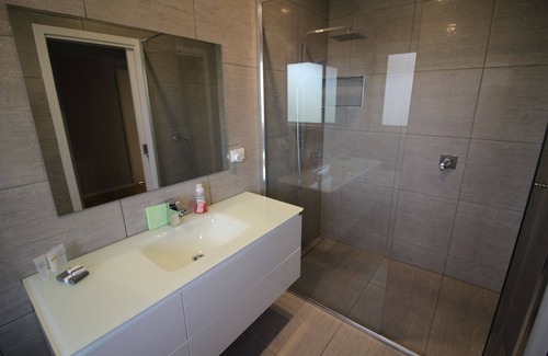 Tootgarook Cabaña | Coastal Beauty …...in a garden retreat