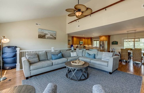 Sandbridge Casa | Coastal Breeze | 1890 ft to the beach | Private Pool, Hot Tub, and Dog Friendly