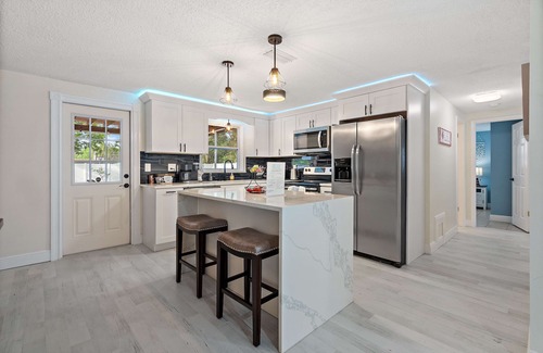 Pinellas Park Casa | Coastal Breeze on 66th Avenue