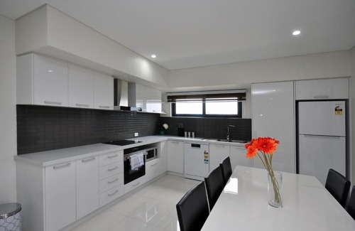 Rockingham Apartamento | Coastal By Rockingham Apartments