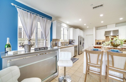 Channel Islands Casa | Coastal, Canal-Front Oxnard Home ~ 1 Mi to Beach!