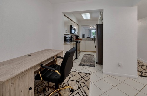 St. Petersburg Apartamento | Coastal Charm Isla del Sol