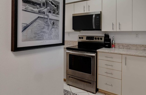 St. Petersburg Apartamento | Coastal Charm Isla del Sol