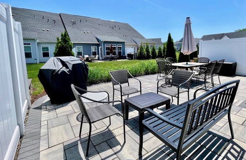 Lewes Casa | Coastal Club * 3BR Lovely Townhous * 2.5 Baths * Sleeps up to 8 * 2 King Beds