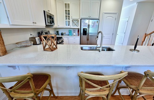 Lewes Casa | Coastal Club * 4BR twin House w 3.5 Baths, Sleeps 10