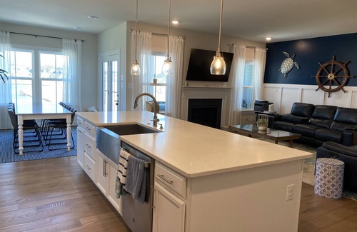 Lewes Casa | Coastal Club WATERFRONT Home 5BR 4Bth, 3 Ensuites Sleeps 12