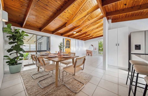 Maroochydore Casa | Coastal Comfort: Relax & Recharge in Maroochydore