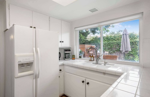 Hidden Valley Casa | Coastal Comfort w/ Pool,Pet Friendly,30+ Day Stays