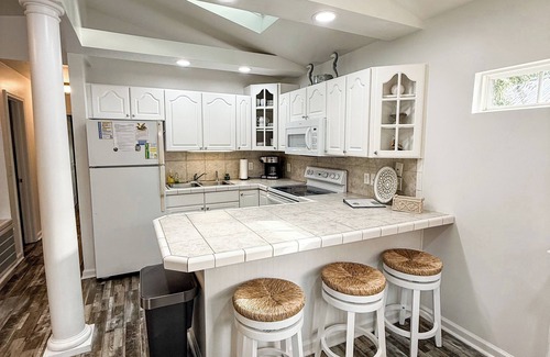 Myrtle Beach Casa | Coastal Corner House in the Award Winning Ocean Lakes! Includes golf cart!