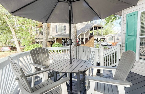 Myrtle Beach Casa | Coastal Corner House in the Award Winning Ocean Lakes! Includes golf cart!
