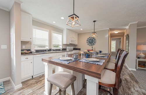 Milton Casa | Coastal Cottage 15 Minutes to Lewes Beach + Bike Trail Access.