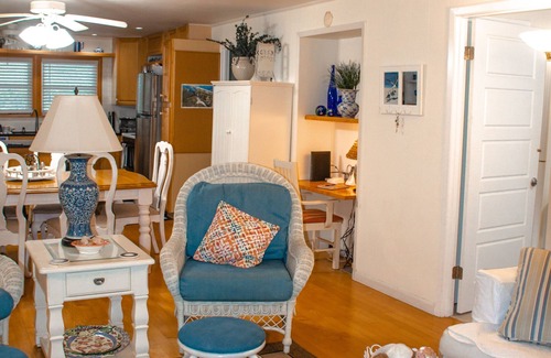 Inlet Beach Casa | Coastal Cottage - 3 min walk to beach.