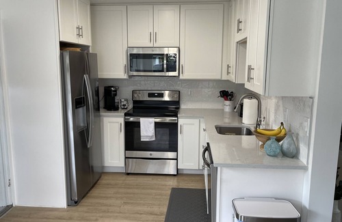Bradenton Casa | Coastal Cottage House -- Close to Beaches!! Welcome to Paradise!
