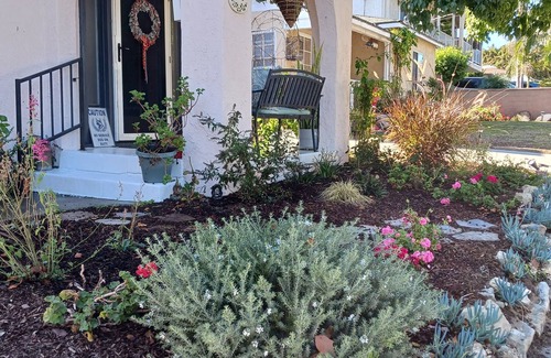 Northwest San Pedro Casa | Coastal Cottage Near All