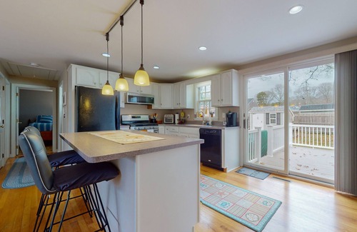 Bass River Casa | Coastal cottage: great location, dog friendly, firepit & bikes