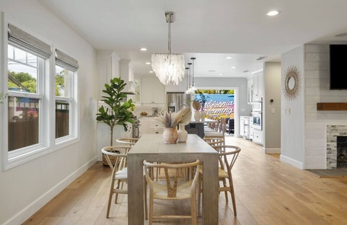 Harbor Casa | Coastal Dream: Heated Pool Near Beach & Disney