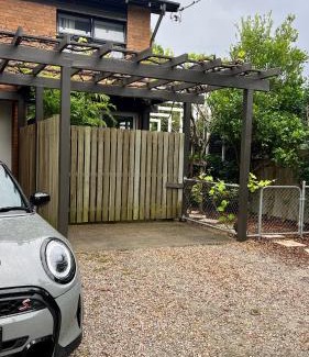 Iluka Apartamento | Coastal Drift - One - Small Dog Friendly