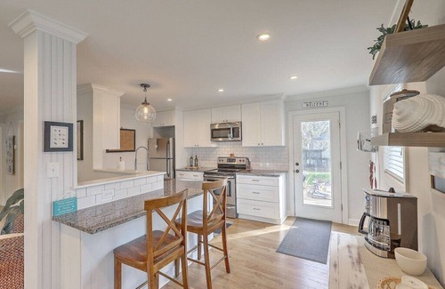 Hickory Shadows Casa | Coastal Farmhouse Comfort