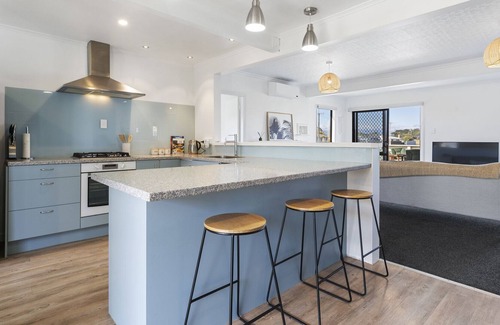 Foxton Beach Casa | Coastal Gem - Foxton Beach Holiday Home