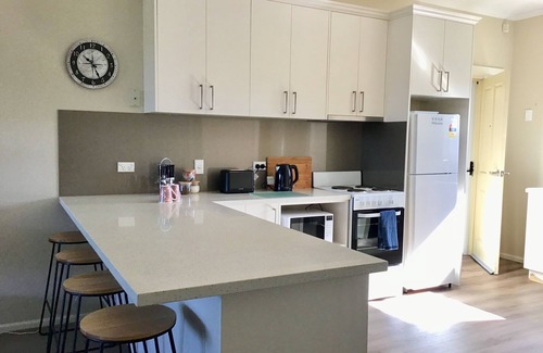 Triabunna Casa | Coastal Get Away - Home close to Marina, where you get the Maria Island Ferry