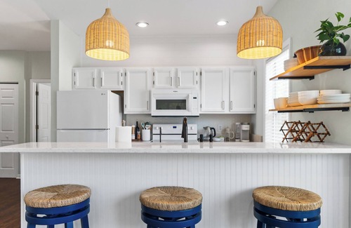 Sea Trail Condominio | Coastal Greens Haven - dog-friendly, golf view, 5 min to beach! Sea Trail