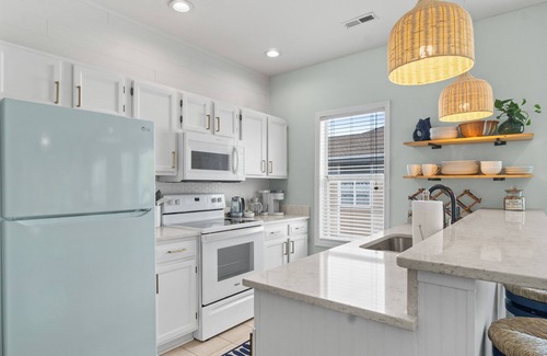 Sea Trail Condominio | Coastal Greens Haven - dog-friendly, golf view, 5 min to beach! Sea Trail