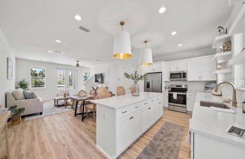 Biltmore Beach Casa | Coastal Haven C