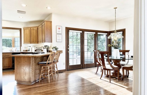 Federal Way Casa | Coastal Haven Seaside Serenity Retreat