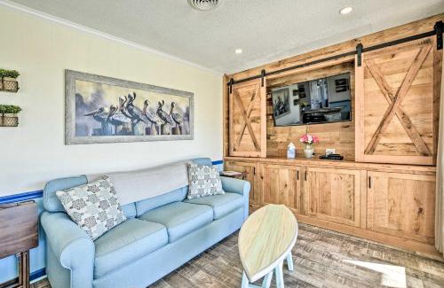 Holden Beach Casa | Coastal Home Walk to Holden Beach!