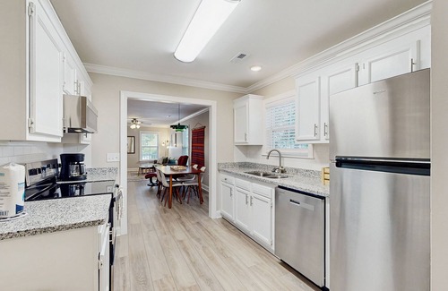 Wilmington Casa | Coastal home with private yard, close to riverfront and local attractions