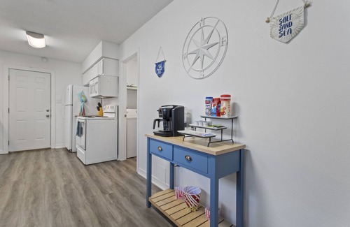 Mississippi City Apartamento | Coastal inspired Duplex. Close to the beach! #2