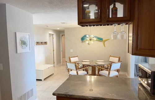 Brown Island Casa | Coastal Island Getaway