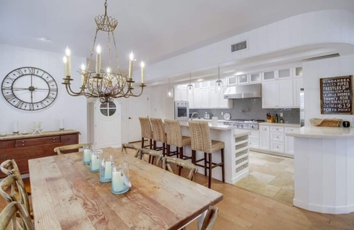 San Diego Casa | Coastal Jetty Getaway! AC, Bikes and more!