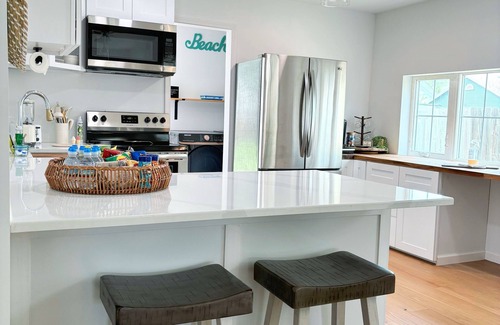 Del Mar Casa | Coastal Living in Corpus Christi: 3 Bed, 2 Bath Oasis with Top Amenities!!