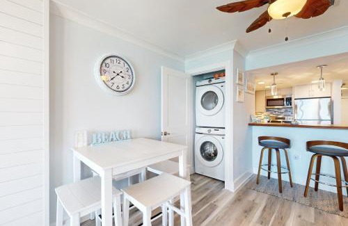 Myrtle Beach Apartamento | Coastal Living Retreat