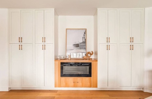Pacific Palisades Casa | Coastal Luxury Home in Pacific Palisades – Month+