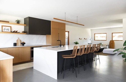 Pismo Beach Casa | Coastal Modern home in lovely Shell Beach steps away from beach access