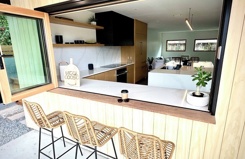 Pismo Beach Casa | Coastal Modern home in lovely Shell Beach steps away from beach access