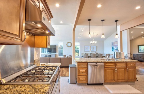 Coastal San Pedro Casa | Coastal Ocean Breeze and Views