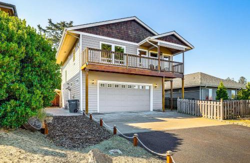 Newport Casa | Coastal Oregon Home Walk to Dock!