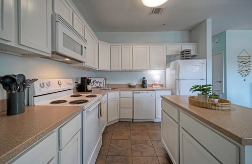 Shibui Sands Condominio | Coastal Port A Escape | 2BR Condo, Pool, Golf Cart Access | Costa Bahia 209