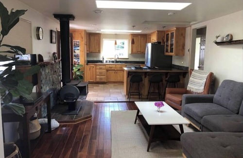 Westhaven-Moonstone Casa | Coastal Refuge, *Hot Tub,* Close to Town.