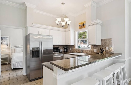 White's Gulfview Casa | Coastal Retreat w/Private Pool + Firepit | 3-Min Walk to Beach Access | 4 Bikes