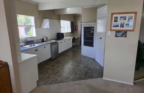 Moetapu Bay Casa | Coastal Retreat on Moetapu Bay Road – Marlborough Sounds Paradise