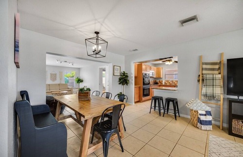 Seminole Casa | Coastal Ridge - Gulf Coast Family Funhouse!