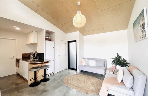 Papamoa Beach Casa | Coastal Sanctuary : Easy walk to Papamoa Beach : n2in1 Family Home + Guest Suite