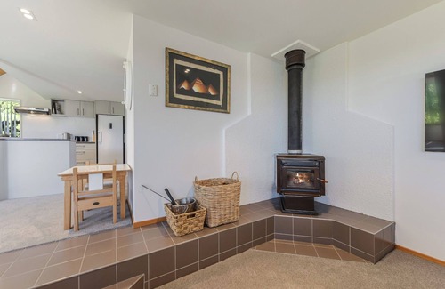 Waikawa Bay Casa | Coastal Sound - Waikawa Holiday Home