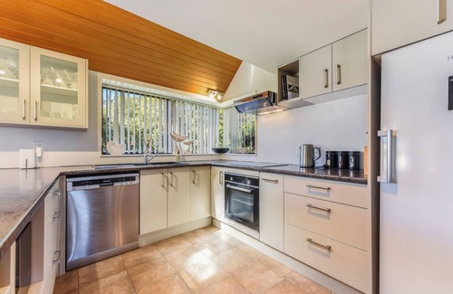 Waikawa Bay Casa | Coastal Sound - Waikawa Holiday Home